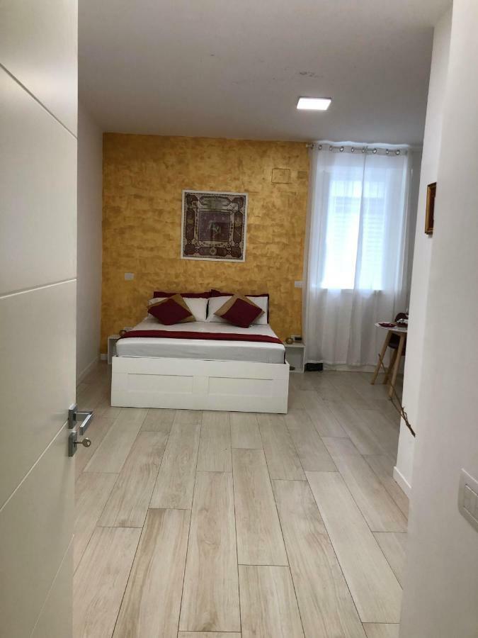 Fv Studios Riviera Naples Luaran gambar