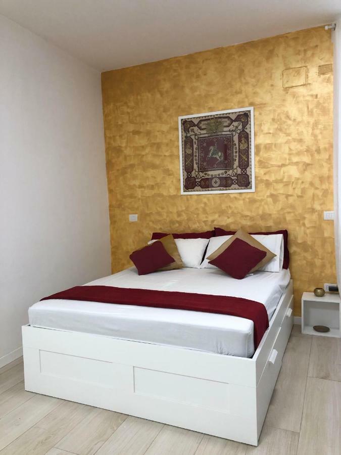 Fv Studios Riviera Naples Luaran gambar